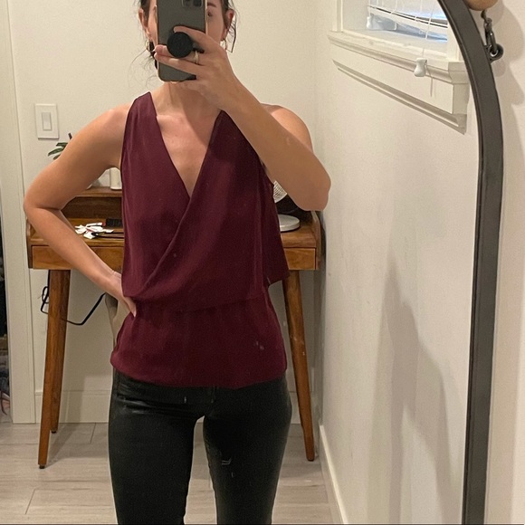 Theory 100% Silk Tank Blouse - Picture 4 of 8